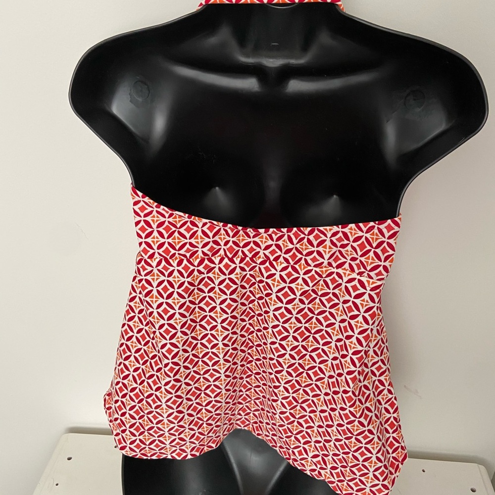 Stylus Tankini - Picture 2 of 3